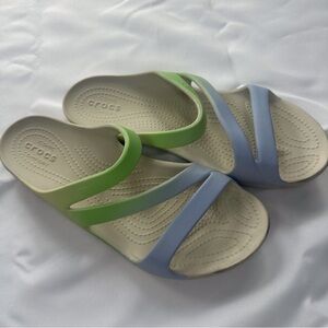 Crocs KADEE II white‎ green blue slip on open toe sandals women’s 9